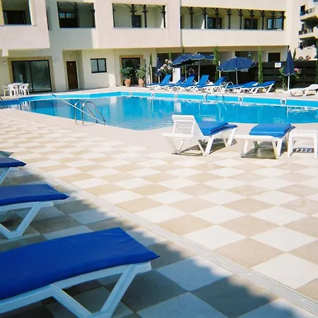 Exclusive Luxury 2 Bedroom Townhouse, Fully Air Conditioned With Large Pool Ferienhaus *