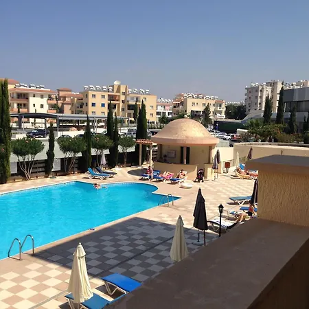 Exclusive Luxury 2 Bedroom Townhouse, Fully Air Conditioned With Large Pool *