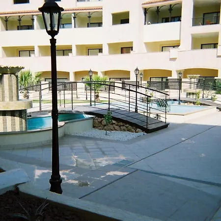 Exclusive Luxury 2 Bedroom Townhouse, Fully Air Conditioned With Large Pool *